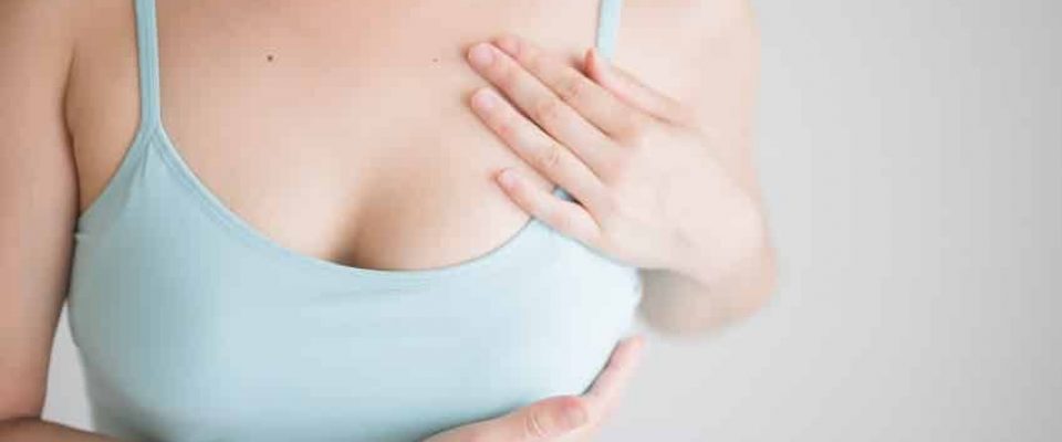 Bruststraffung mit oder ohne Implantat